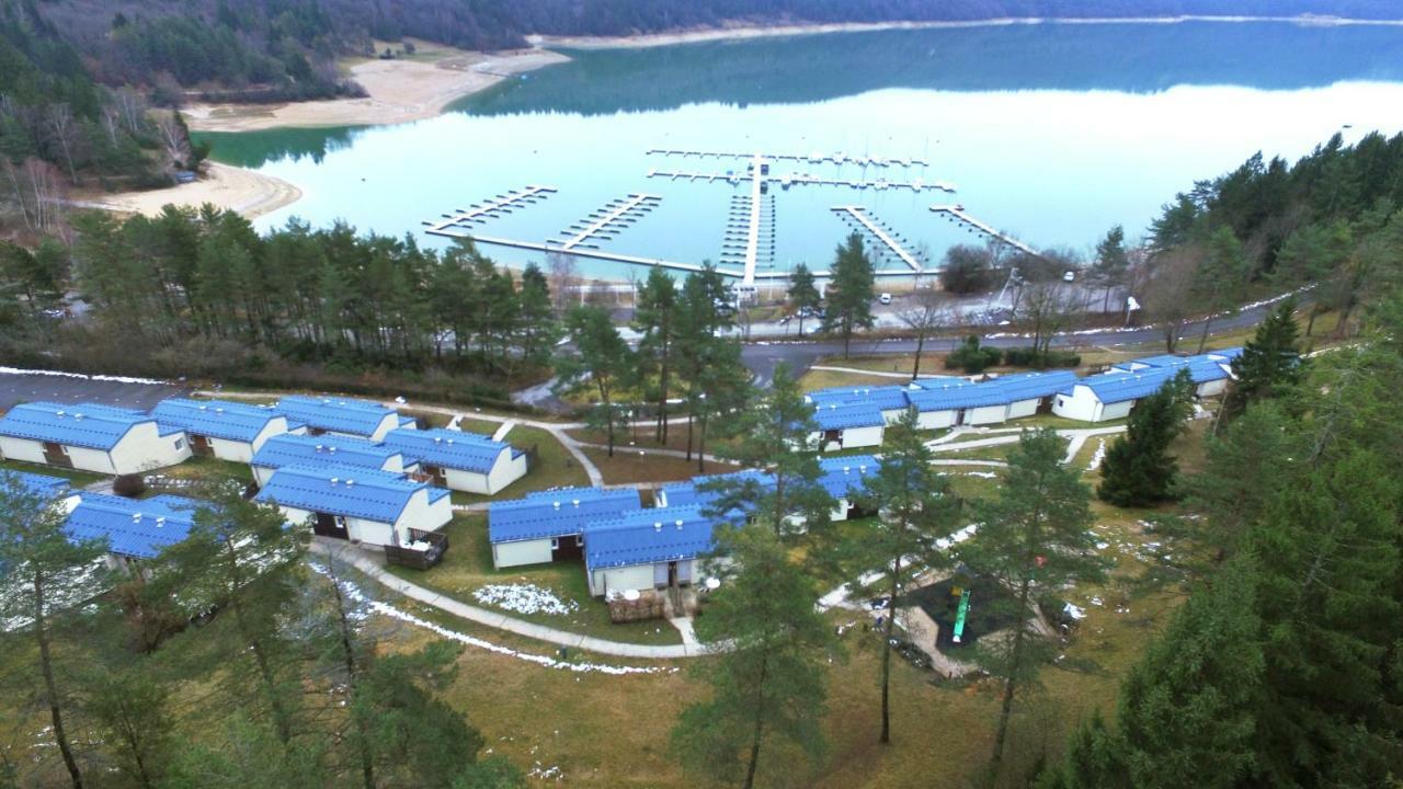 Vvf Jura Lac De Vouglans Maisod Eksteriør billede